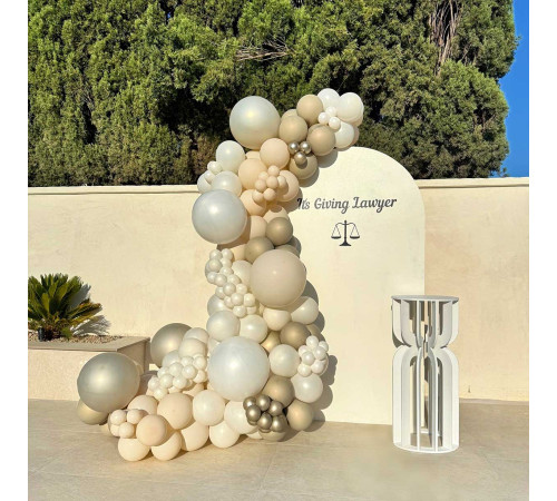 Wooden Pedestal Cake Stand - Mirelle, 16 Slats